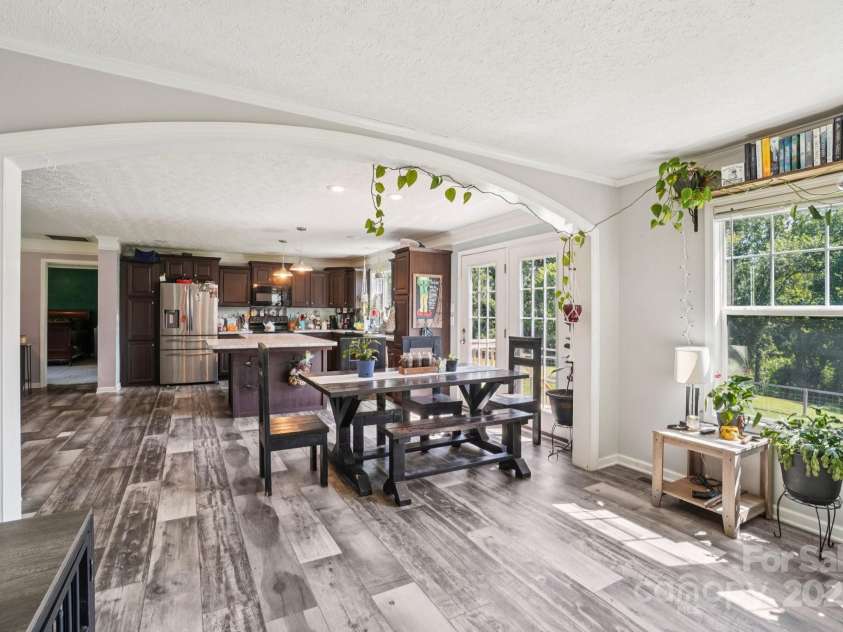 213 Big Oak Road, Hendersonville, NC 28792.  MLS# CAR4285949, YatesRealty ID 32300. 