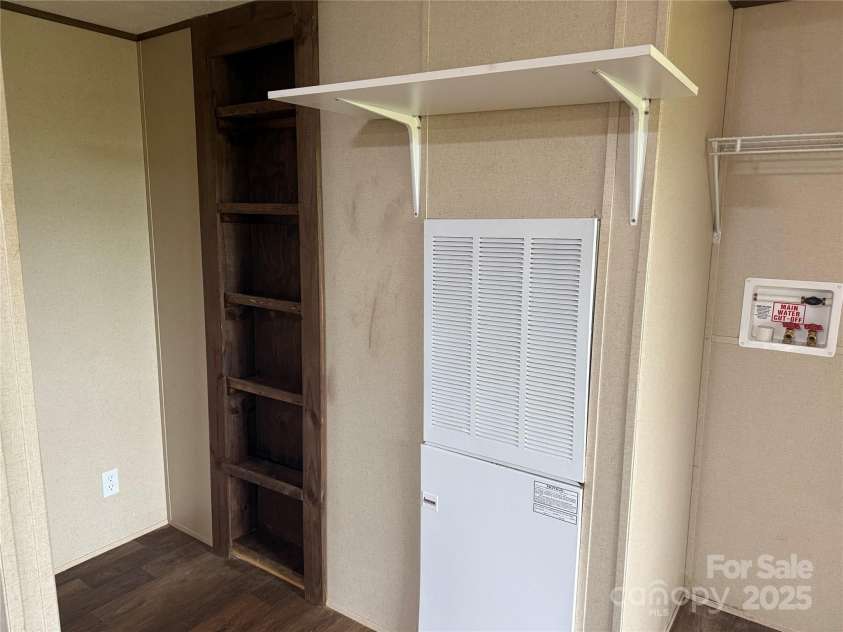 1056 Hard Scrabble Court, Cleveland, NC 27013.  MLS# CAR4288215, YatesRealty ID 32302. 