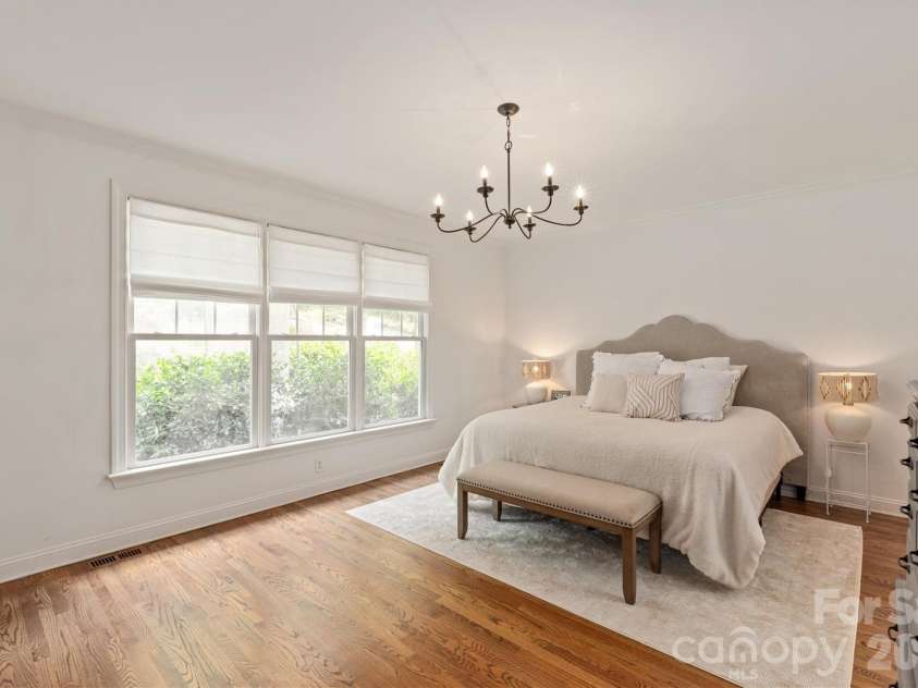 869 Stratford Run Drive, Fort Mill, SC 29708.  MLS# CAR4364217, YatesRealty ID 32304. Owner's suite on the MAIN floor