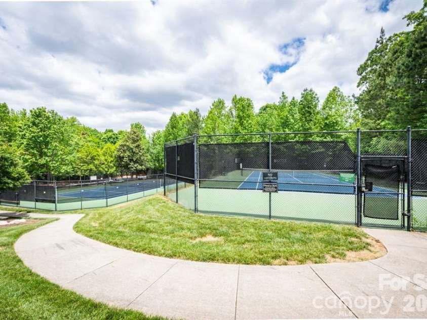 869 Stratford Run Drive, Fort Mill, SC 29708.  MLS# CAR4364217, YatesRealty ID 32304. Tennis courts-walkable from this home