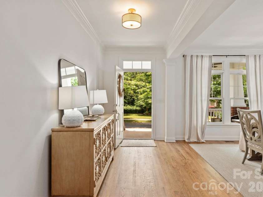 869 Stratford Run Drive, Fort Mill, SC 29708.  MLS# CAR4364217, YatesRealty ID 32304. Welcome Home!