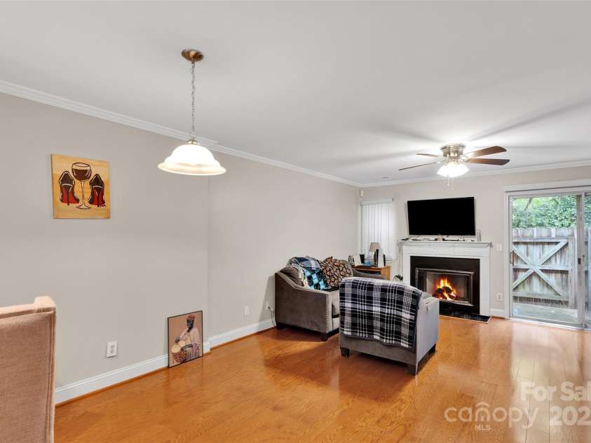 3604 Huyton Court, Charlotte, NC 28215.  MLS# CAR4290422, YatesRealty ID 32306. 
