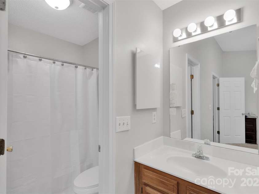 3604 Huyton Court, Charlotte, NC 28215.  MLS# CAR4290422, YatesRealty ID 32306. 