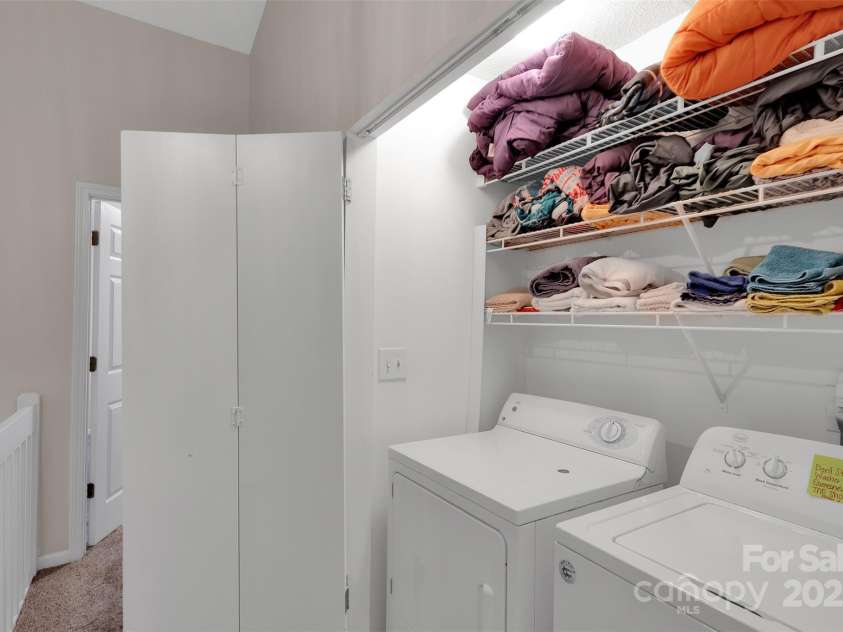 3604 Huyton Court, Charlotte, NC 28215.  MLS# CAR4290422, YatesRealty ID 32306. 