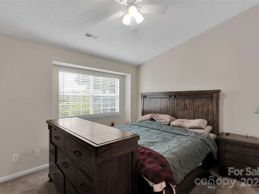 3604 Huyton Court, Charlotte, NC 28215.  MLS# CAR4290422, YatesRealty ID 32306. 