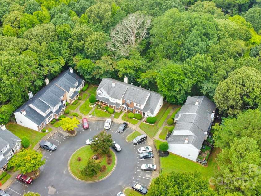 3604 Huyton Court, Charlotte, NC 28215.  MLS# CAR4290422, YatesRealty ID 32306. 