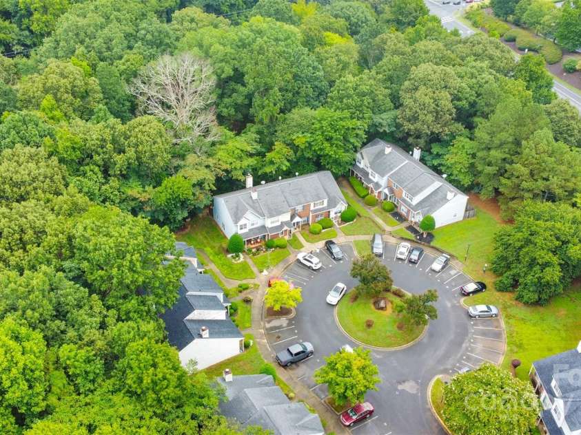 3604 Huyton Court, Charlotte, NC 28215.  MLS# CAR4290422, YatesRealty ID 32306. 