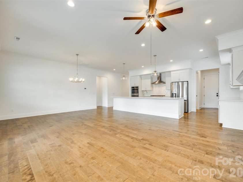 13702 Tranquil Day Drive, Matthews, NC 28105.  MLS# CAR4387732, YatesRealty ID 32307. 
