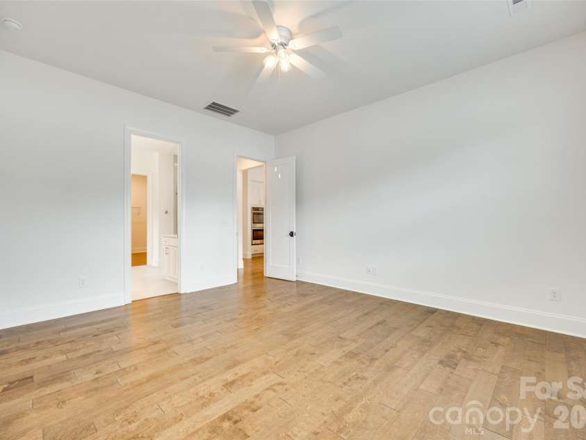 13702 Tranquil Day Drive, Matthews, NC 28105.  MLS# CAR4387732, YatesRealty ID 32307. 