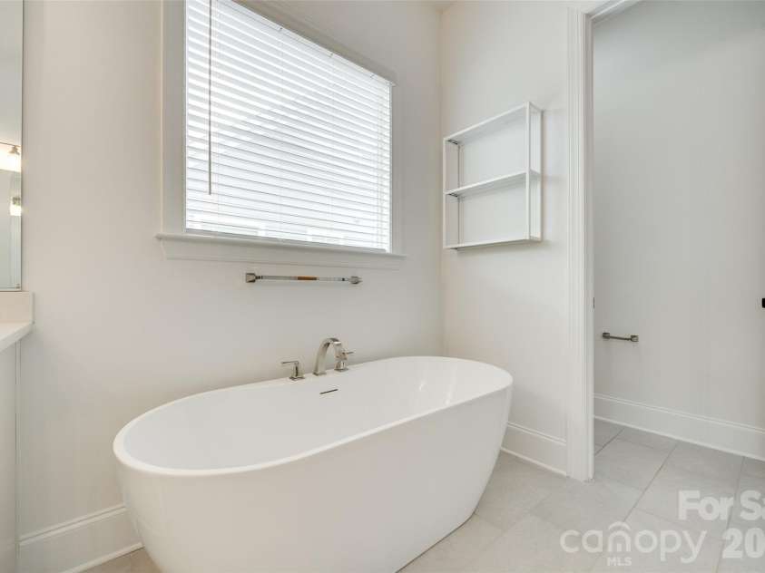 13702 Tranquil Day Drive, Matthews, NC 28105.  MLS# CAR4387732, YatesRealty ID 32307. 