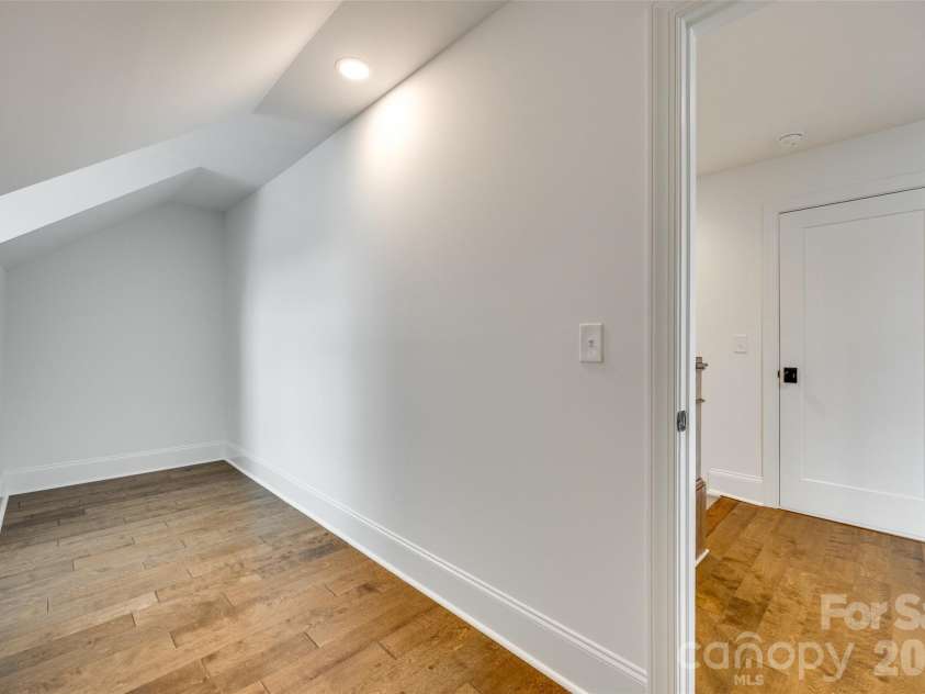 13702 Tranquil Day Drive, Matthews, NC 28105.  MLS# CAR4387732, YatesRealty ID 32307. 
