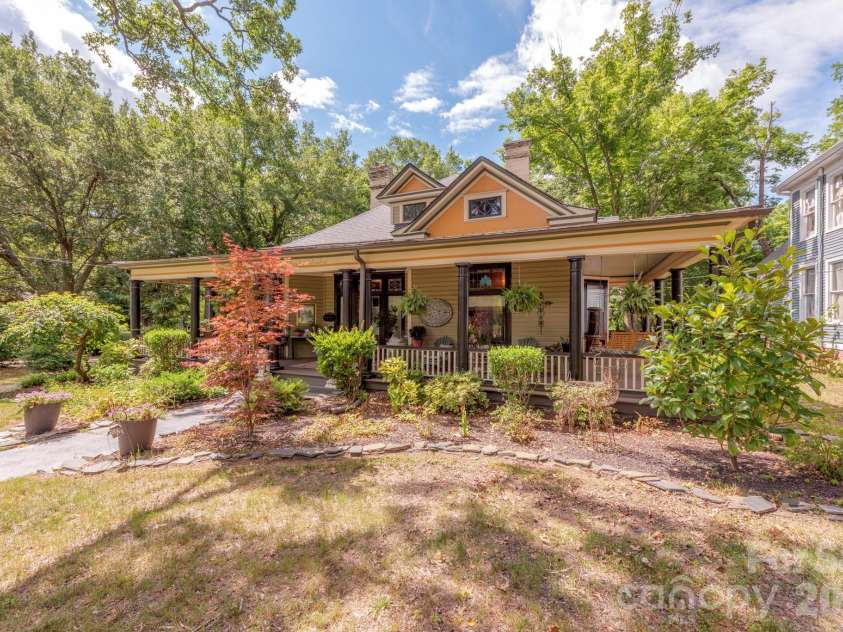 306 Houston Street, Monroe, NC 28112.  MLS# CAR4394071, YatesRealty ID 32308. 