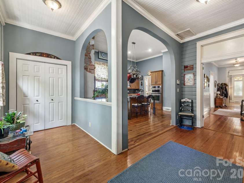 306 Houston Street, Monroe, NC 28112.  MLS# CAR4394071, YatesRealty ID 32308. 