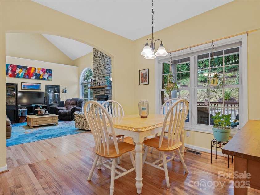 808 Old Fort Road, Fairview, NC 28730.  MLS# CAR4281084, YatesRealty ID 32308. Note the hardwood floors running through the main area of the home.