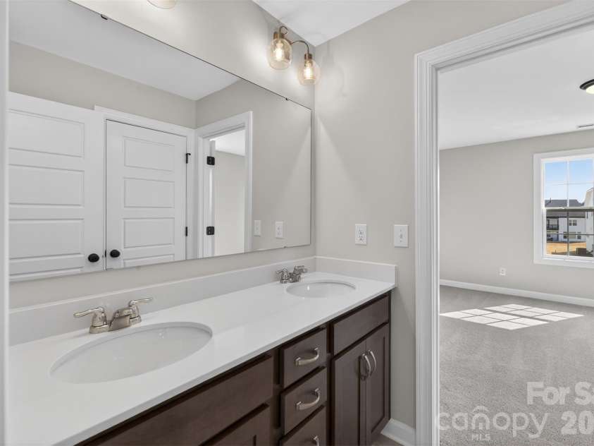 4036 Zinnia Drive, Harrisburg, NC 28075.  MLS# CAR4292830, YatesRealty ID 3231. Bath 2