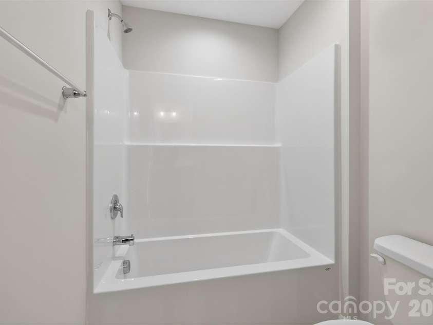 4036 Zinnia Drive, Harrisburg, NC 28075.  MLS# CAR4292830, YatesRealty ID 3231. Bath 2