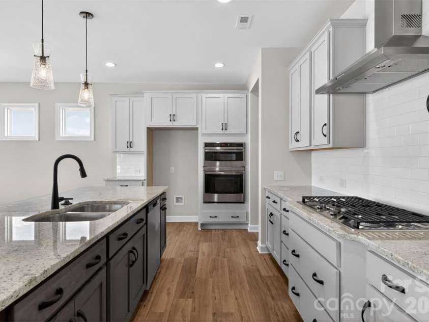 4036 Zinnia Drive, Harrisburg, NC 28075.  MLS# CAR4292830, YatesRealty ID 3231. Kitchen