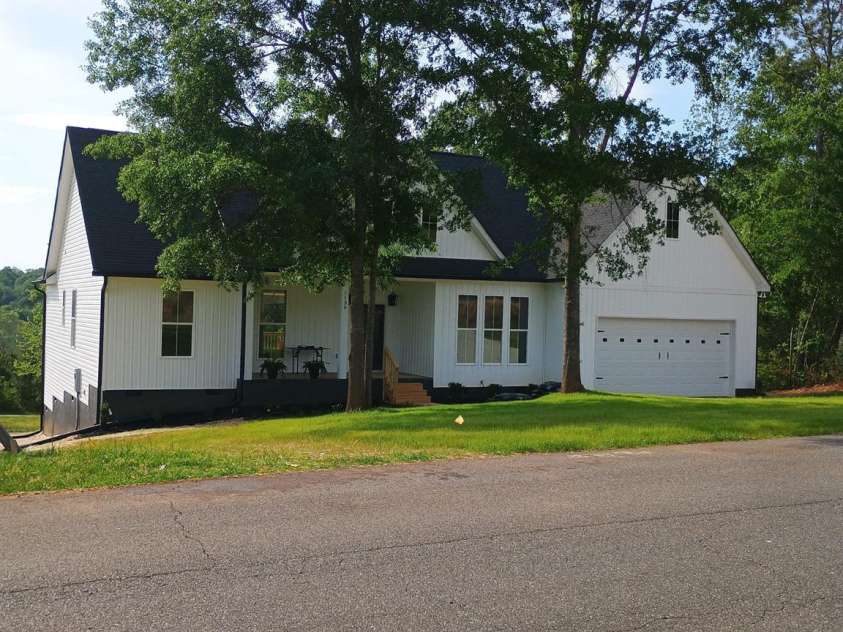 139 Blue Sky Circle, Shelby, NC 28152.  MLS# CAR4375844, YatesRealty ID 32311. 