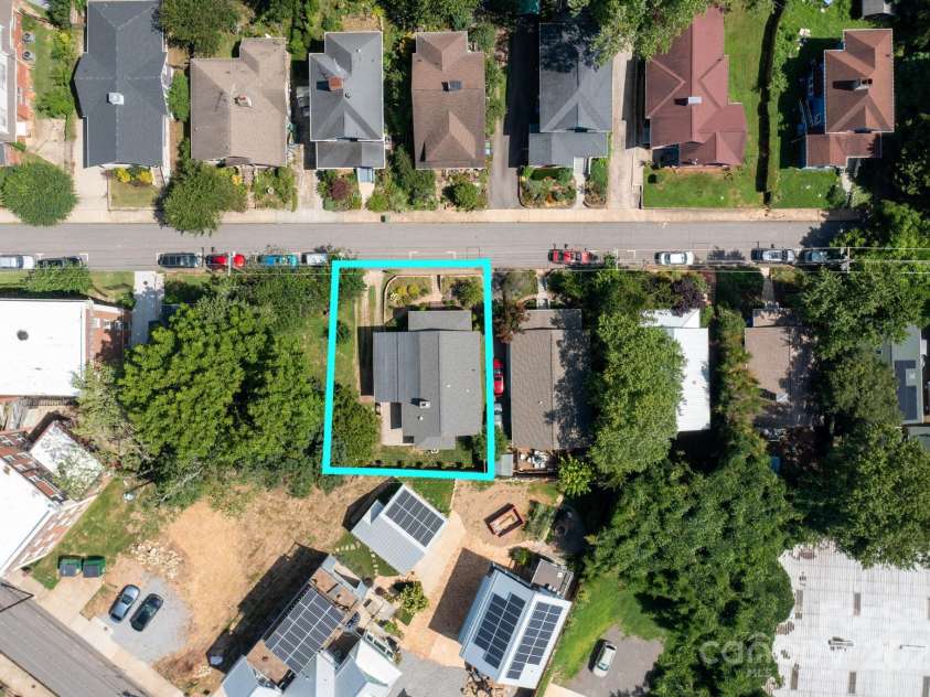 30 Monroe Place, Asheville, NC 28801.  MLS# CAR4284372, YatesRealty ID 32311. Located in Five Points Neighborhood