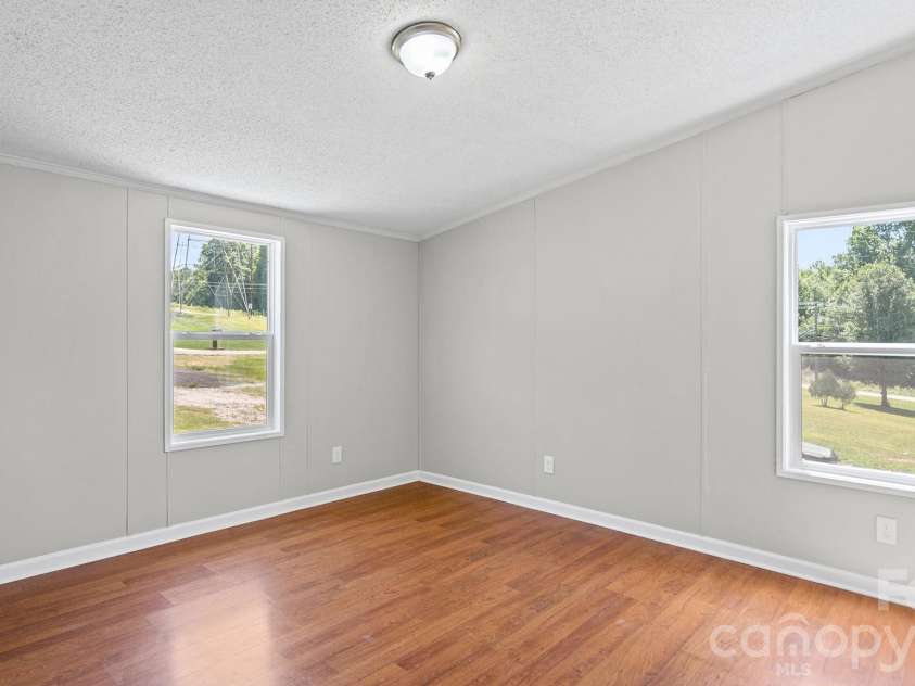 3532 4th Avenue Lane, Conover, NC 28613.  MLS# CAR4396463, YatesRealty ID 32312. 