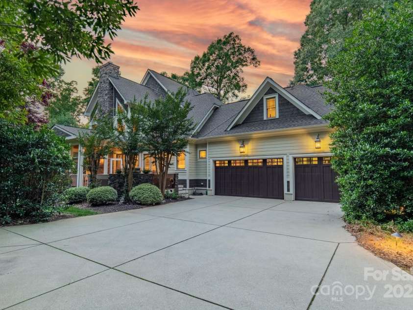 157 Dedham Loop, Mooresville, NC 28117.  MLS# CAR4257717, YatesRealty ID 32313. 