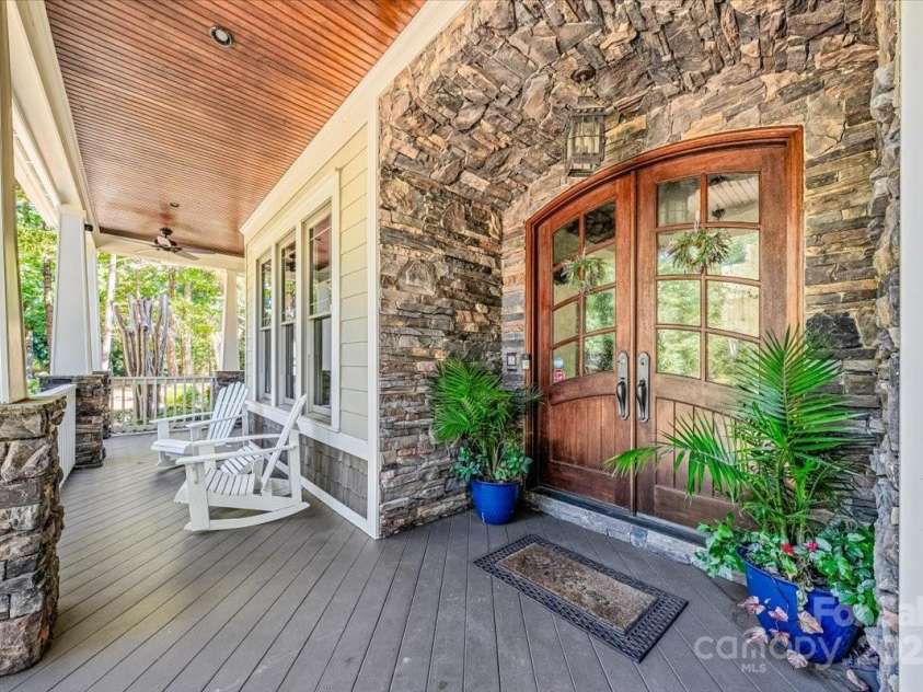 157 Dedham Loop, Mooresville, NC 28117.  MLS# CAR4306106, YatesRealty ID 32313. 