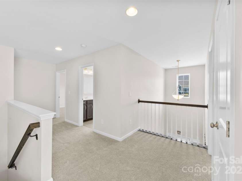 208 Paradise Hills Circle, Mooresville, NC 28115.  MLS# CAR4285799, YatesRealty ID 32314. 