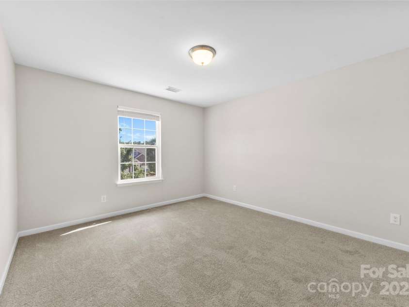 208 Paradise Hills Circle, Mooresville, NC 28115.  MLS# CAR4285799, YatesRealty ID 32314. 