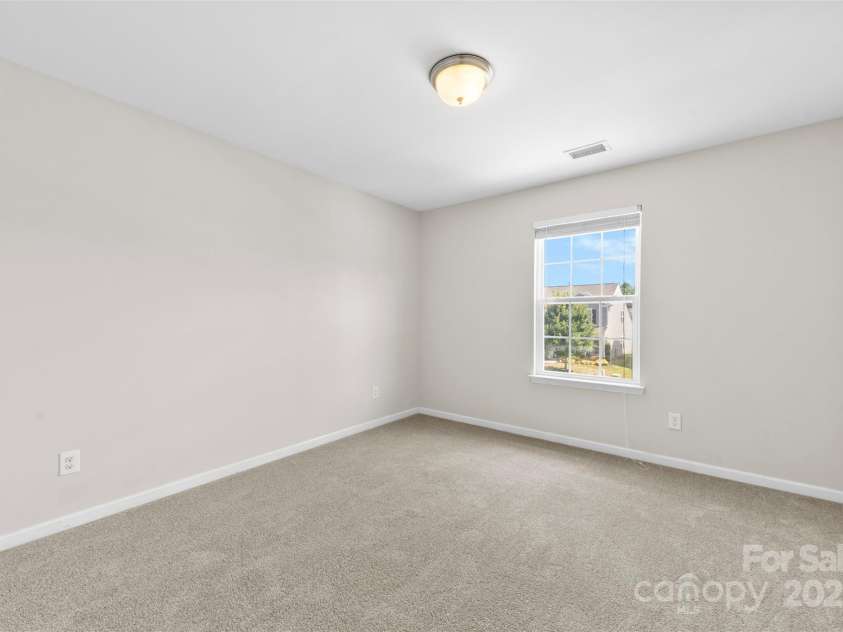 208 Paradise Hills Circle, Mooresville, NC 28115.  MLS# CAR4285799, YatesRealty ID 32314. 