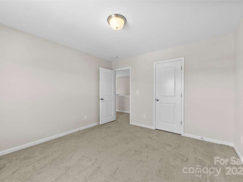 208 Paradise Hills Circle, Mooresville, NC 28115.  MLS# CAR4285799, YatesRealty ID 32314. 
