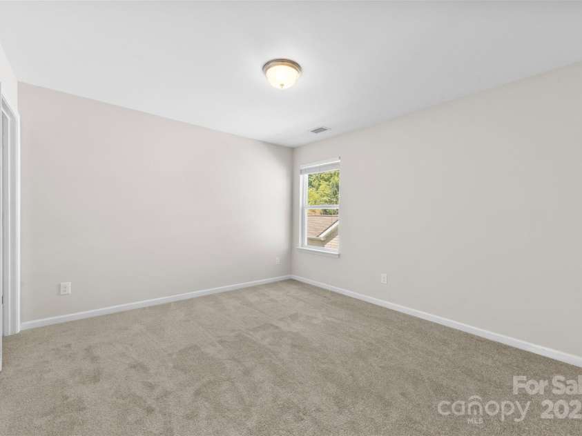 208 Paradise Hills Circle, Mooresville, NC 28115.  MLS# CAR4285799, YatesRealty ID 32314. 