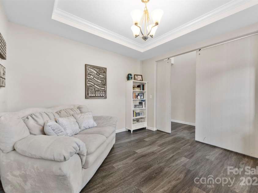 208 Paradise Hills Circle, Mooresville, NC 28115.  MLS# CAR4285799, YatesRealty ID 32314. 