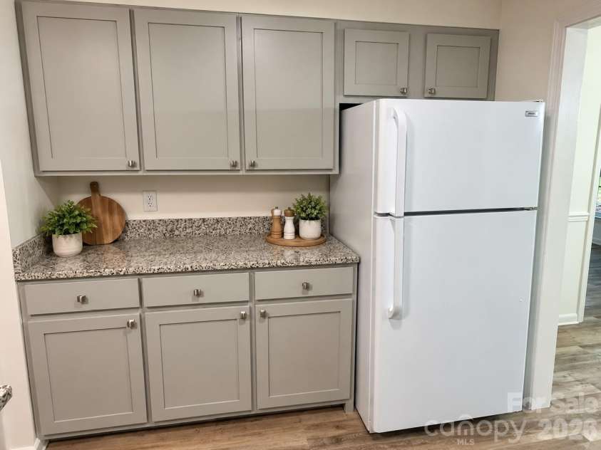 845 Cherokee Place, Lenoir, NC 28645.  MLS# CAR4425267, YatesRealty ID 32314. Decor added