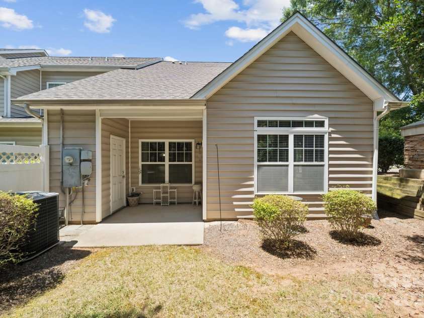 358 Rose Garden Court, Rock Hill, SC 29732.  MLS# CAR4288450, YatesRealty ID 32316. 