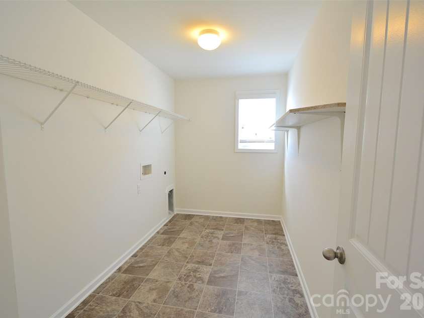 5825 Pepperpike Way, Charlotte, NC 28213.  MLS# CAR4396486, YatesRealty ID 32316. 