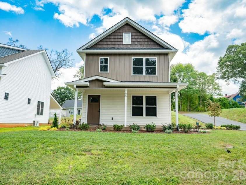 166 Illinois Street, Spindale, NC 28160.  MLS# CAR4394953, YatesRealty ID 32317. 