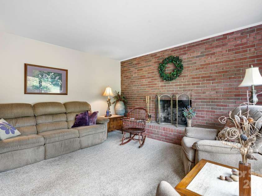 414 Bethel Road, Morganton, NC 28655.  MLS# CAR4287404, YatesRealty ID 32318. 