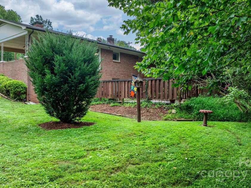 414 Bethel Road, Morganton, NC 28655.  MLS# CAR4287404, YatesRealty ID 32318. 