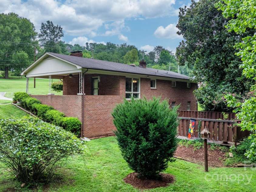 414 Bethel Road, Morganton, NC 28655.  MLS# CAR4287404, YatesRealty ID 32318. 