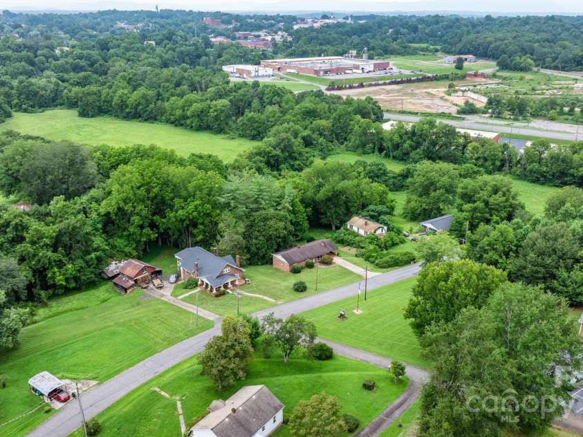 414 Bethel Road, Morganton, NC 28655.  MLS# CAR4287404, YatesRealty ID 32318. 