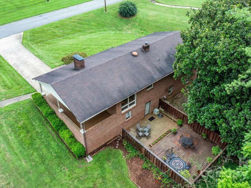 414 Bethel Road, Morganton, NC 28655.  MLS# CAR4287404, YatesRealty ID 32318. 