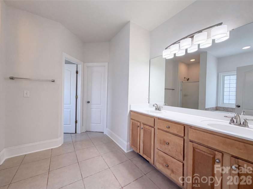 4990 Sagittarius Circle, Denver, NC 28037.  MLS# CAR4396494, YatesRealty ID 32318. 