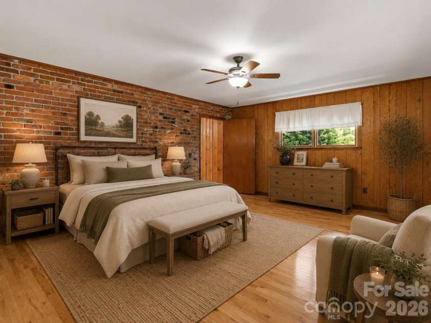 39 Hawthorne Lane, Burnsville, NC 28714.  MLS# CAR4397654, YatesRealty ID 3232. Digitally Enhanced