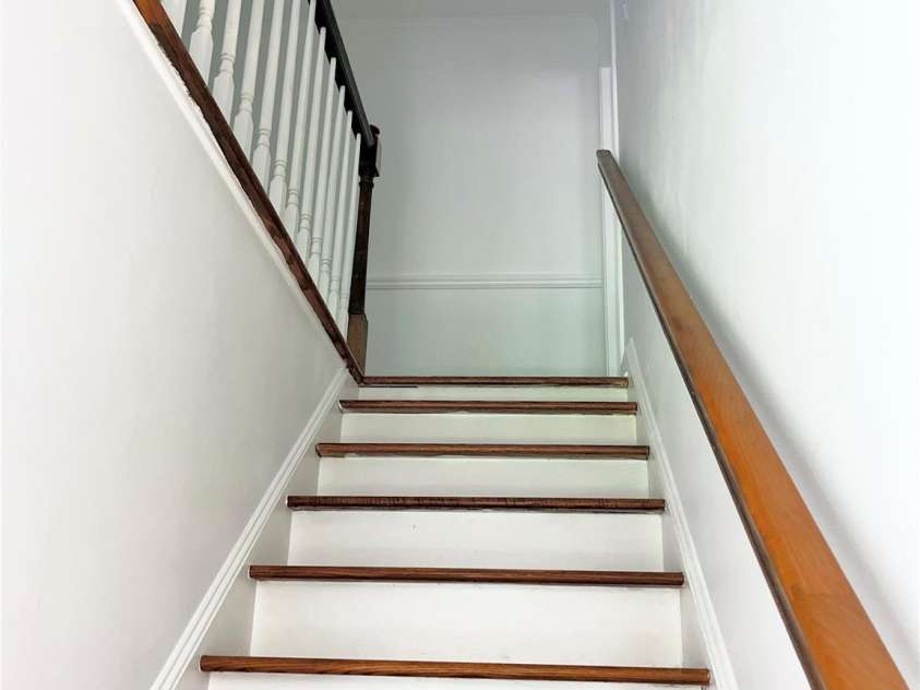 4212 Meadowridge Drive, Charlotte, NC 28226.  MLS# CAR4283927, YatesRealty ID 32320. 