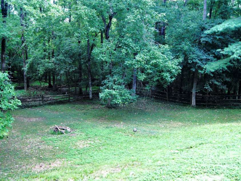 4212 Meadowridge Drive, Charlotte, NC 28226.  MLS# CAR4283927, YatesRealty ID 32320. Backyard