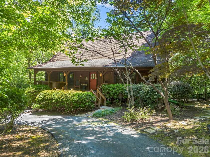 136 Dalton Court, Lake Lure, NC 28746.  MLS# CAR4389045, YatesRealty ID 32321. 