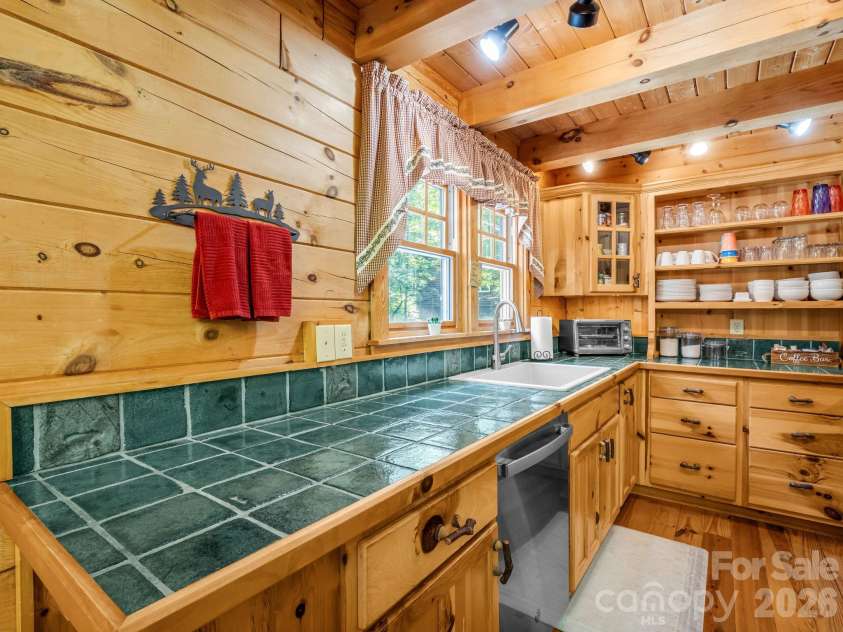 136 Dalton Court, Lake Lure, NC 28746.  MLS# CAR4389045, YatesRealty ID 32321. 