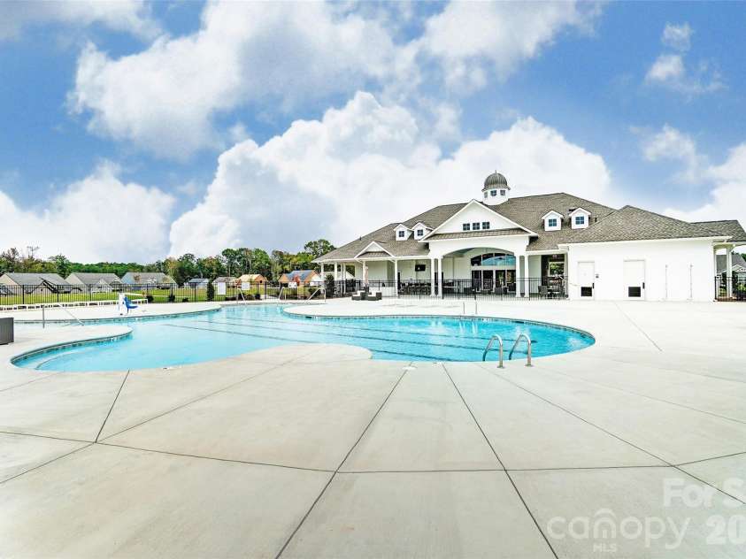 1022 Heritage Pointe, Indian Trail, NC 28079.  MLS# CAR4396519, YatesRealty ID 32322. Community amenities