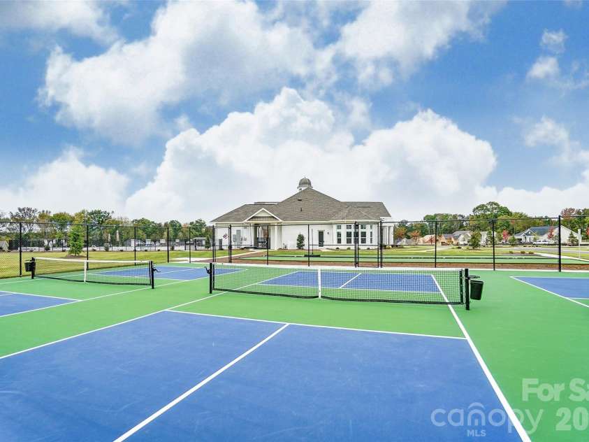 1022 Heritage Pointe, Indian Trail, NC 28079.  MLS# CAR4396519, YatesRealty ID 32322. Community amenities