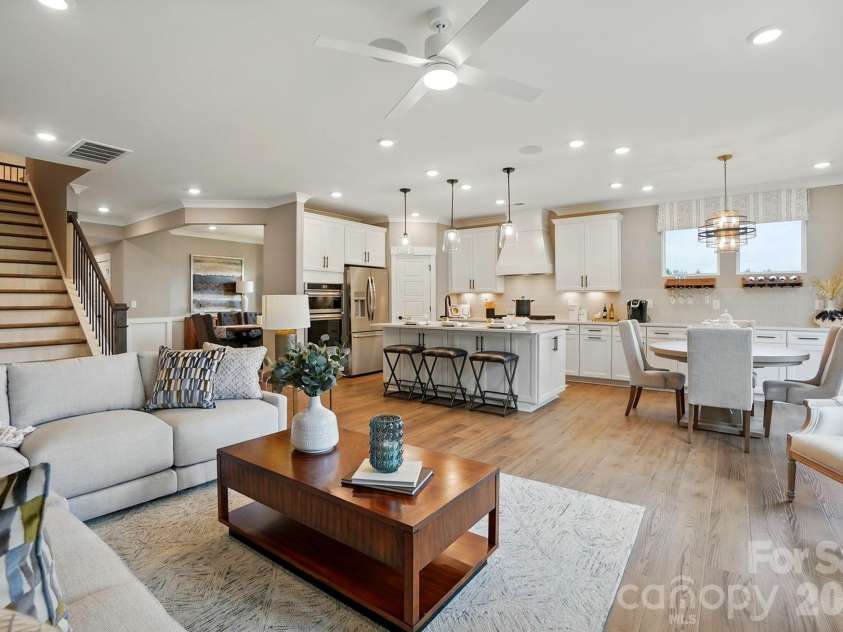 1022 Heritage Pointe, Indian Trail, NC 28079.  MLS# CAR4396519, YatesRealty ID 32322. Family Room